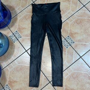 SPANX faux leather leggings tights pants bottoms